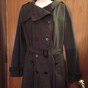 🔥Final Price🔥EUC Gap Trench Coat Gray Size Large